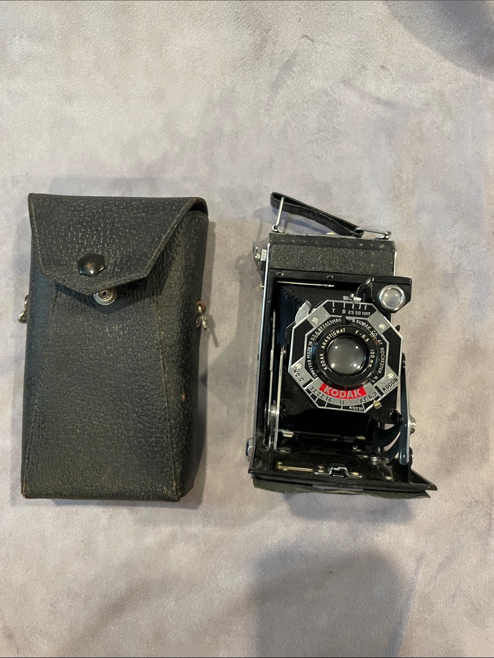 Kodak Six 20s Bellows Camera with Black Case and manual